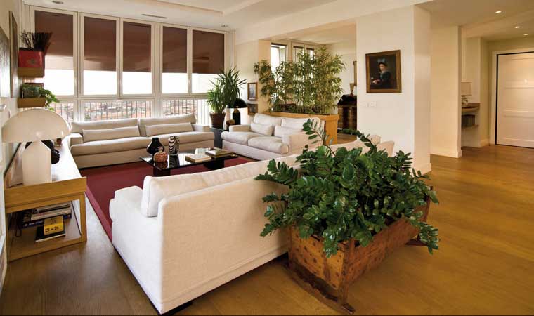 Caimi internetional Bolzan living room
