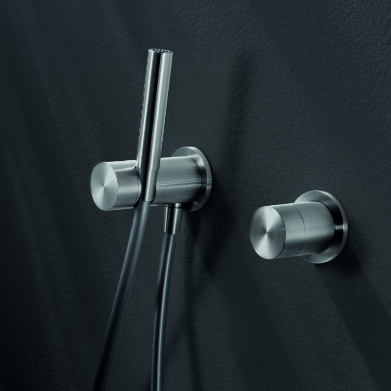 Caimi internetional Linki shower